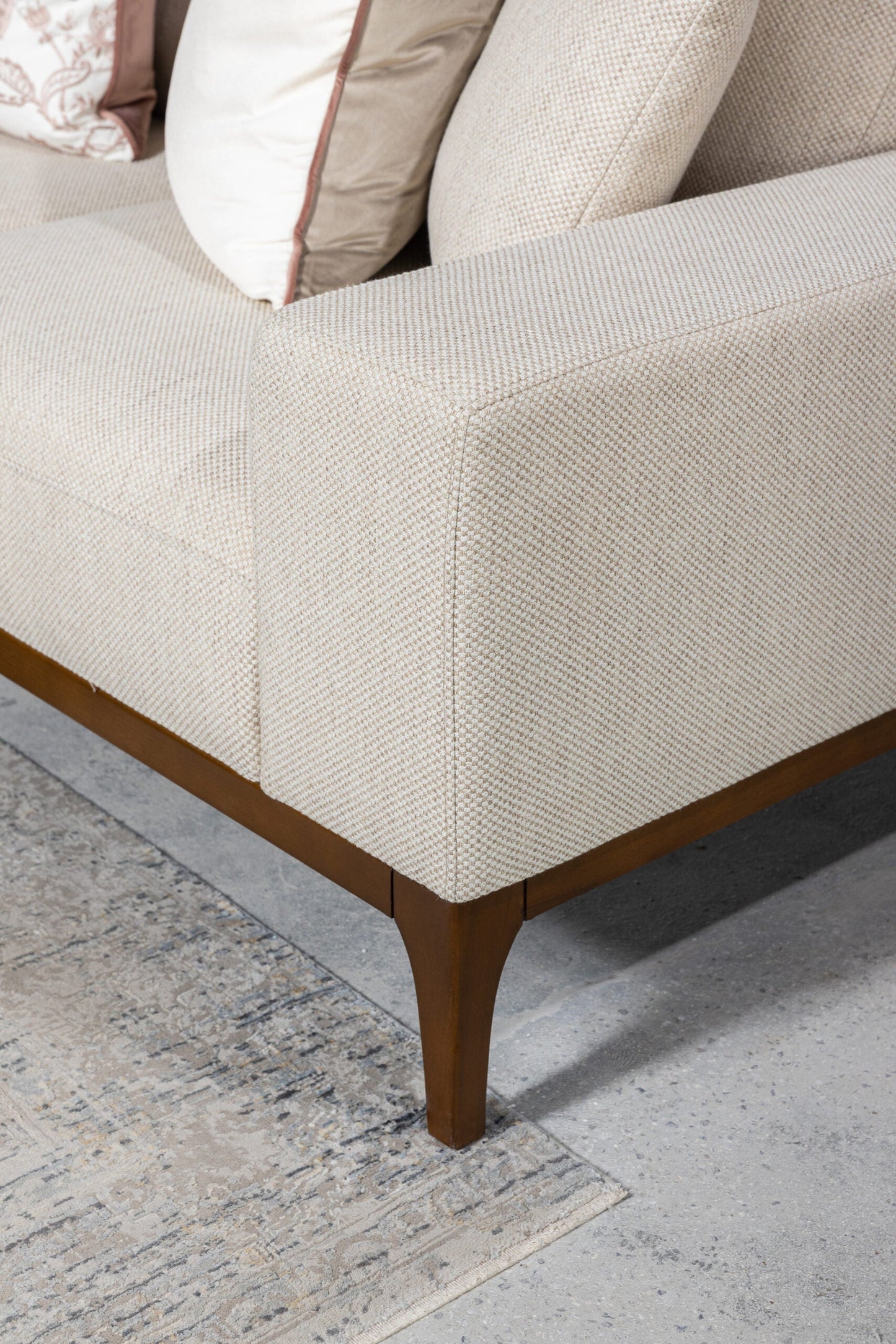 MSD-FUR-SOF-Beige 002-4