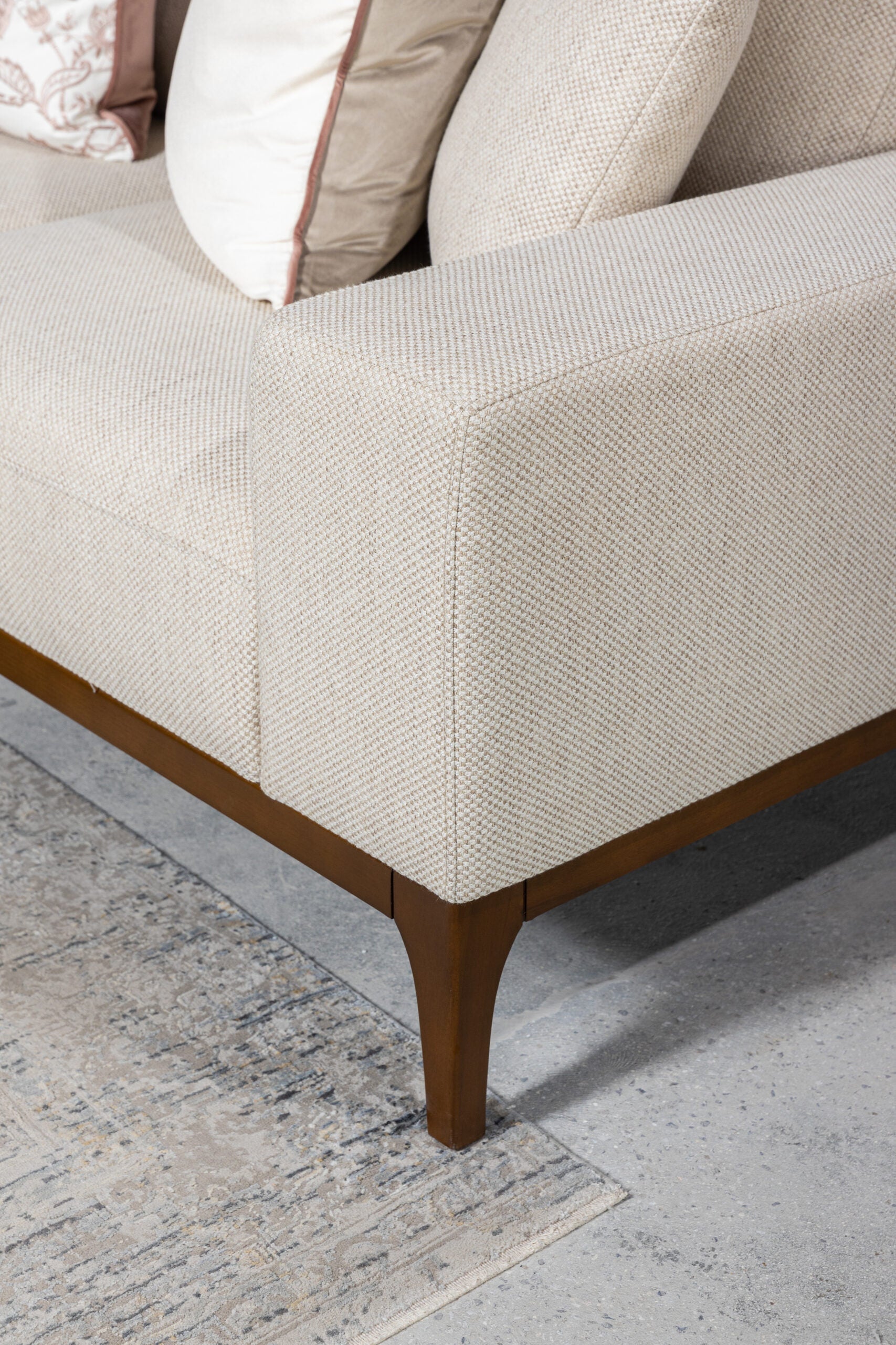 MSD-FUR-SOF-Beige 002-4